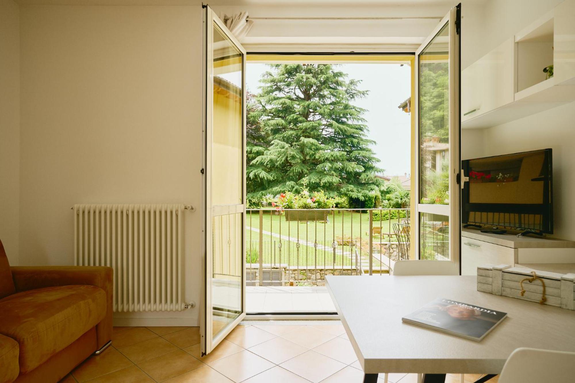 Residence Antico Torchio Dervio Buitenkant foto